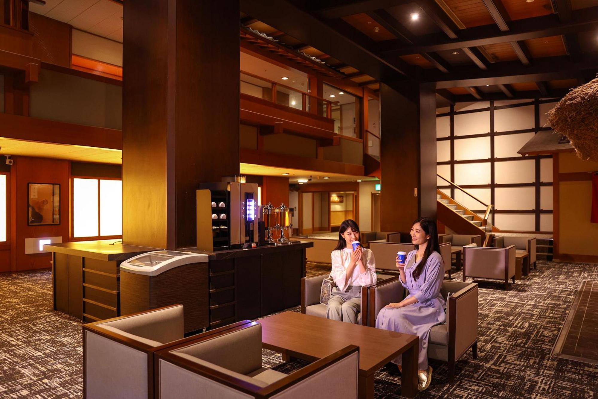 מלון קאגה Ooedo Onsen Monogatari Premium Yamashitaya מראה חיצוני תמונה