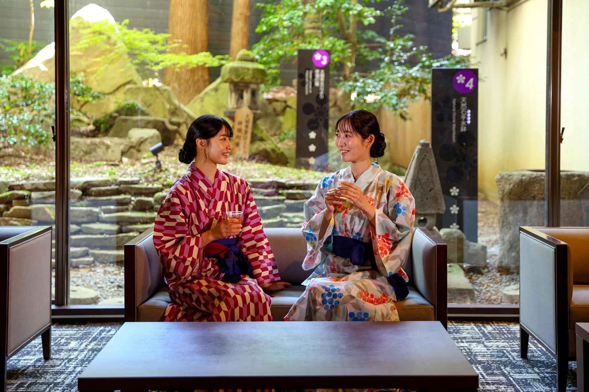מלון קאגה Ooedo Onsen Monogatari Premium Yamashitaya מראה חיצוני תמונה