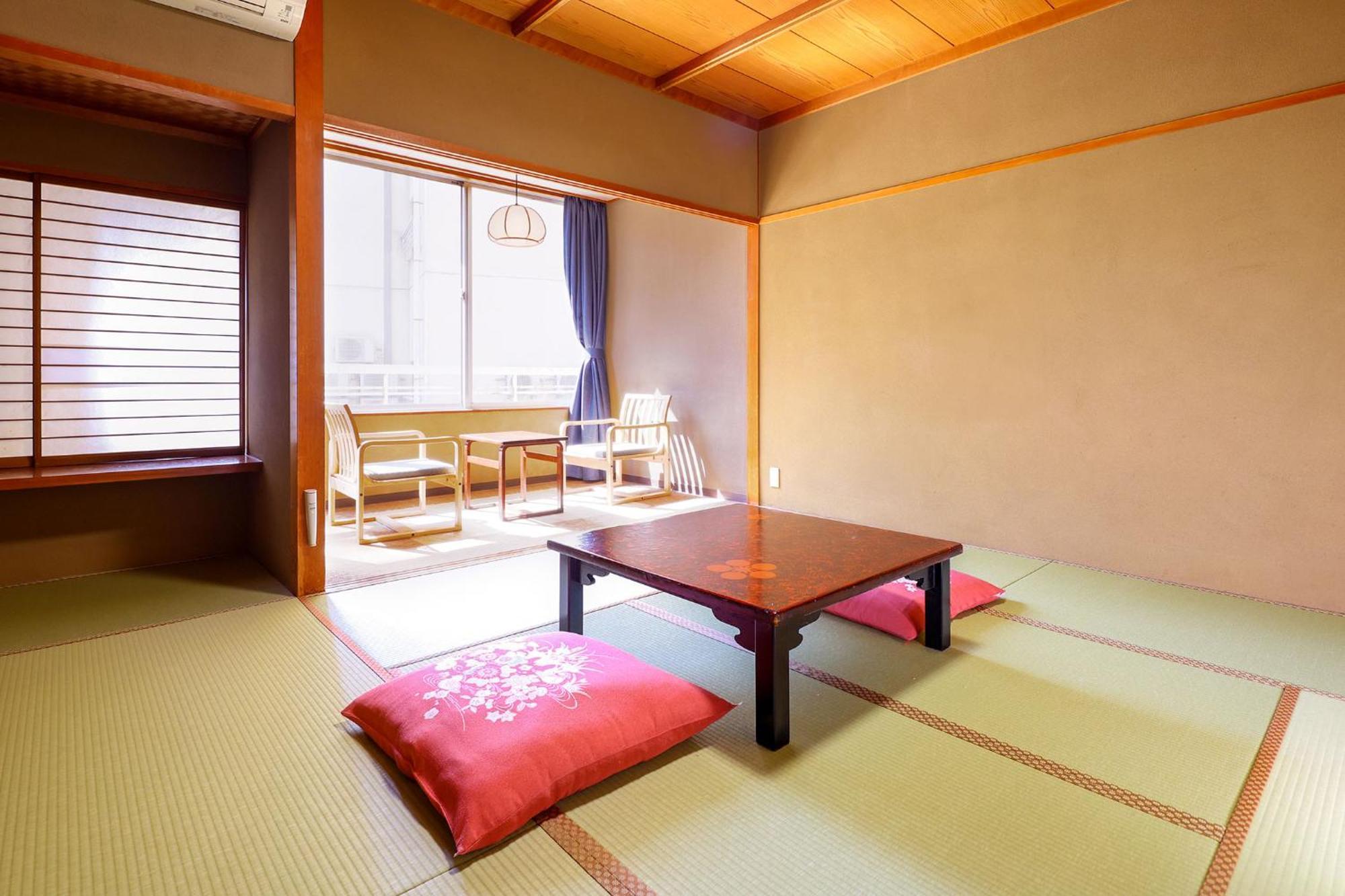 מלון קאגה Ooedo Onsen Monogatari Premium Yamashitaya מראה חיצוני תמונה