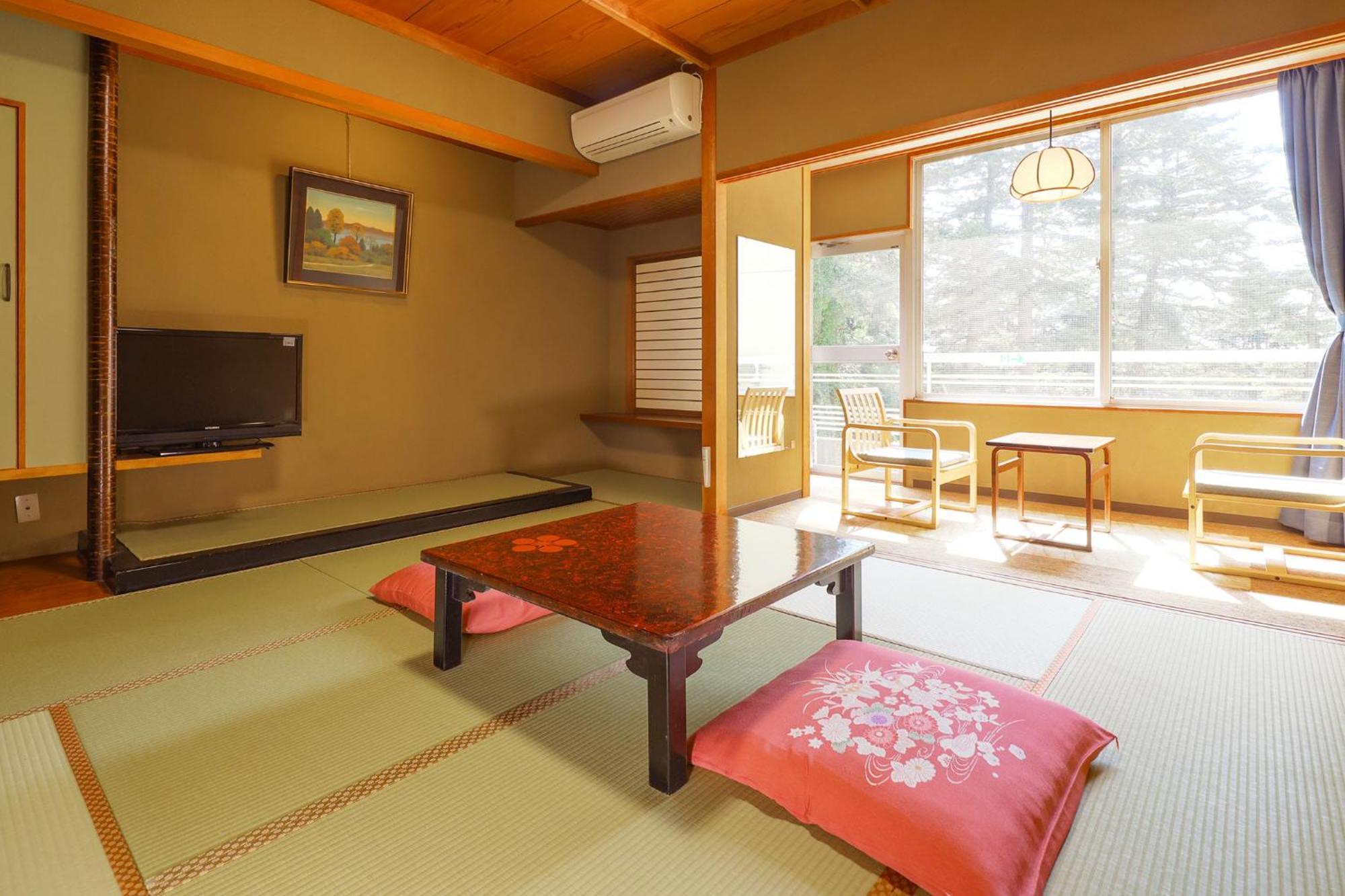 מלון קאגה Ooedo Onsen Monogatari Premium Yamashitaya מראה חיצוני תמונה
