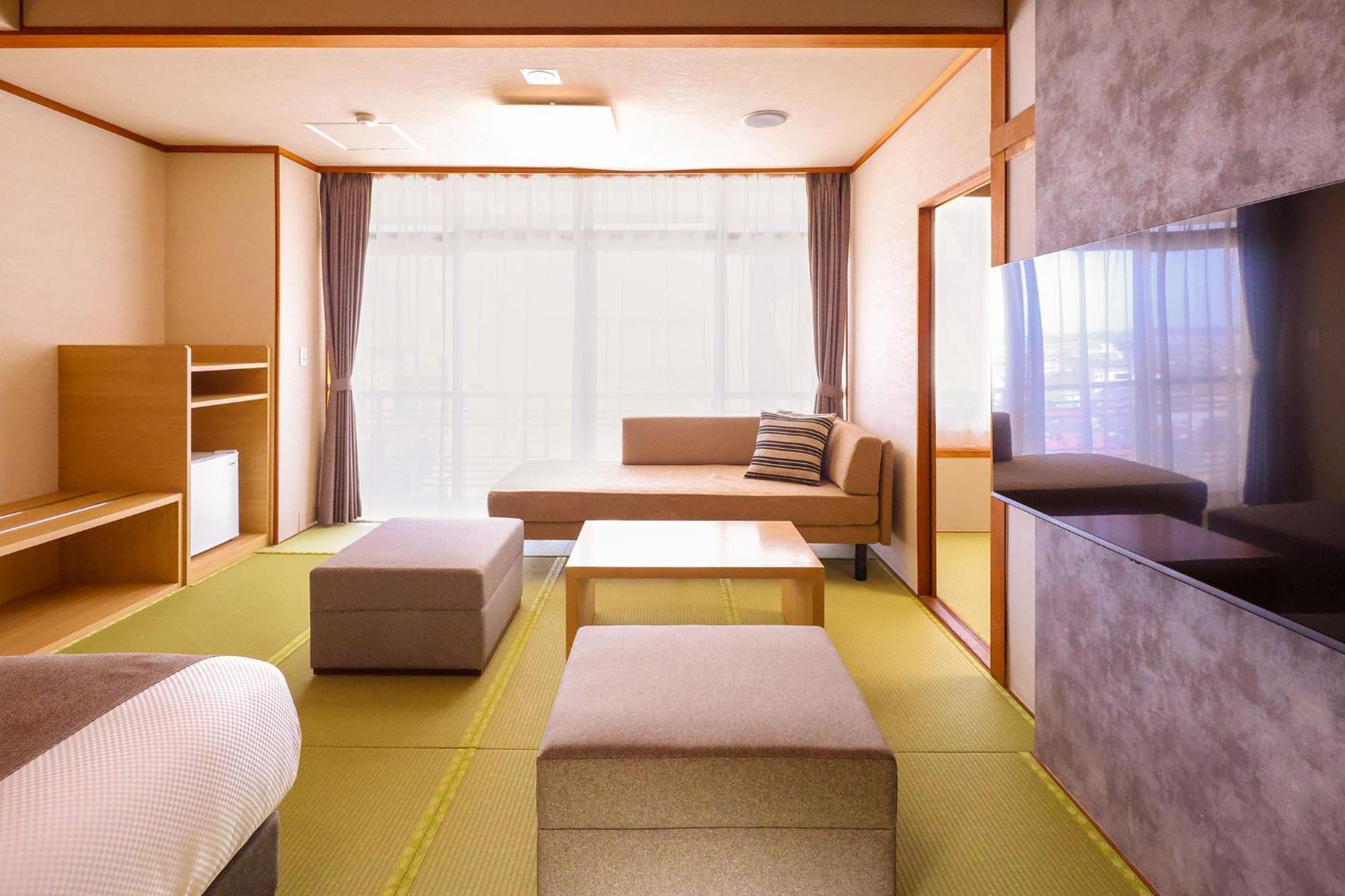 מלון קאגה Ooedo Onsen Monogatari Premium Yamashitaya מראה חיצוני תמונה