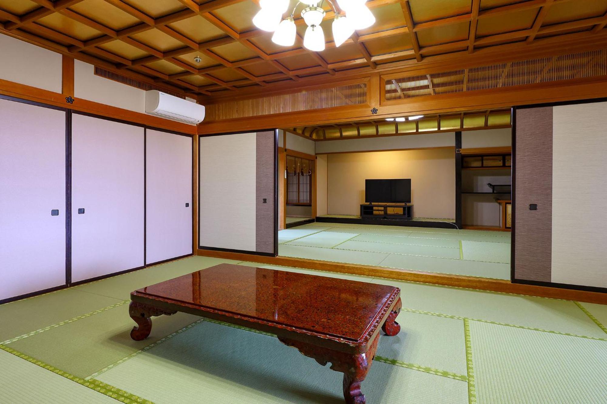מלון קאגה Ooedo Onsen Monogatari Premium Yamashitaya מראה חיצוני תמונה